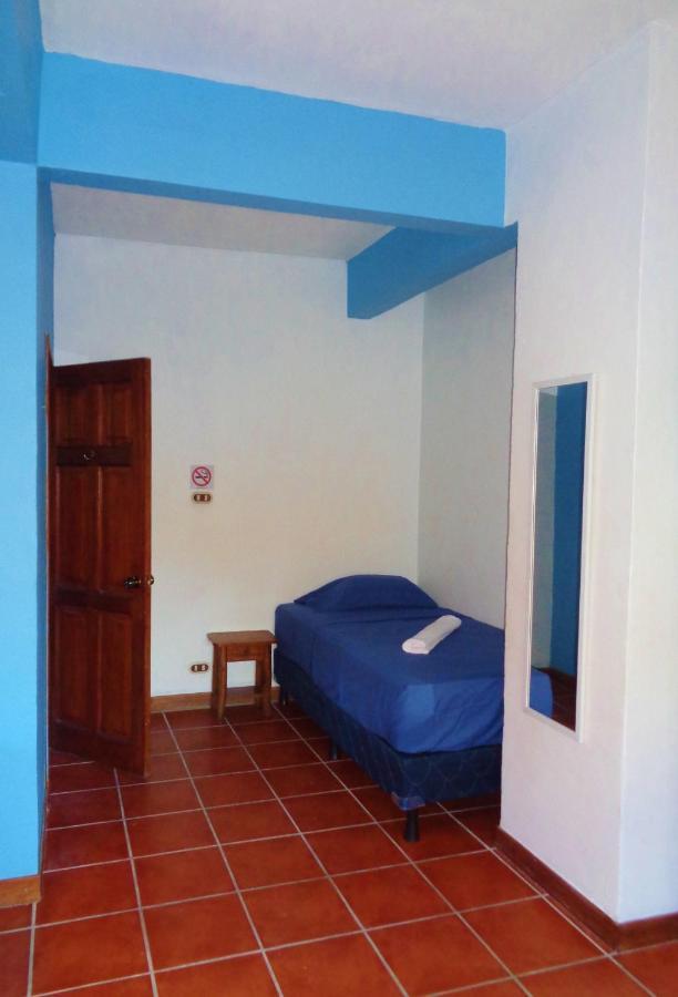 Livingston Resort Hotel Εξωτερικό φωτογραφία