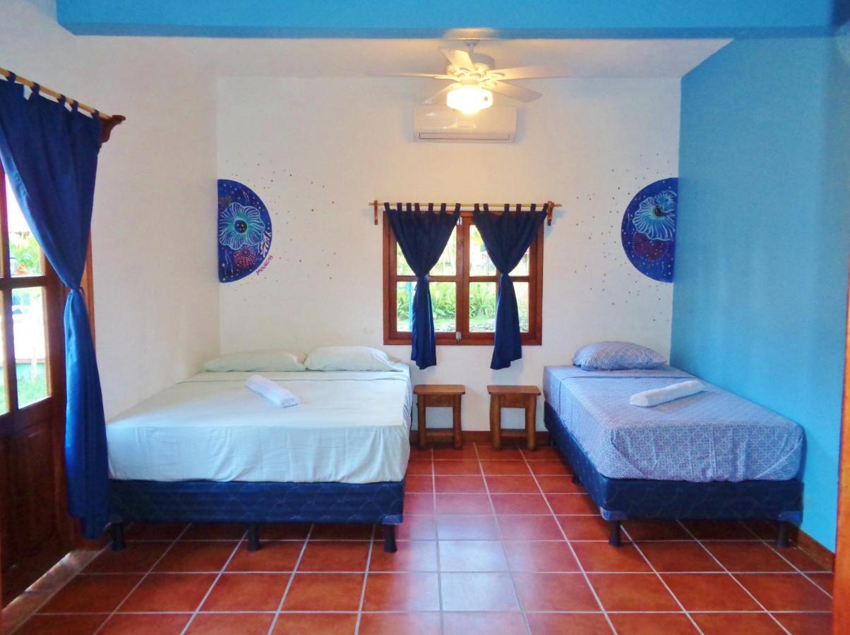 Livingston Resort Hotel Εξωτερικό φωτογραφία